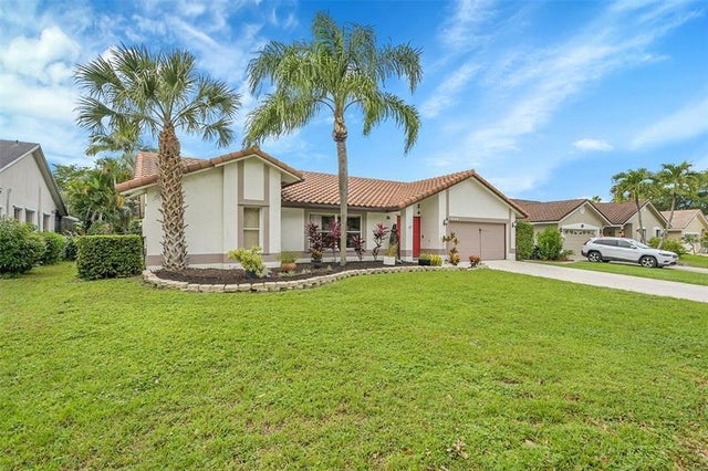 2 of 37 - 5149 Nw 47th Ave, Coconut Creek, FL