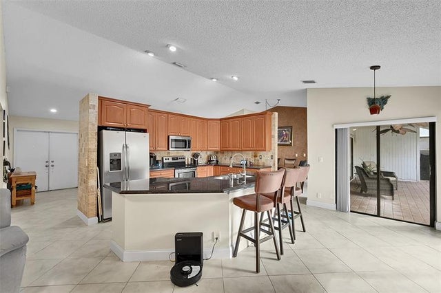 5 of 37 - 5149 Nw 47th Ave, Coconut Creek, FL