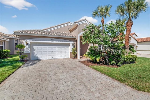 9309 Vercelli St, Lake Worth