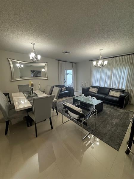 4 of 12 - 6004 Black Plum Ct, Fort Lauderdale, FL