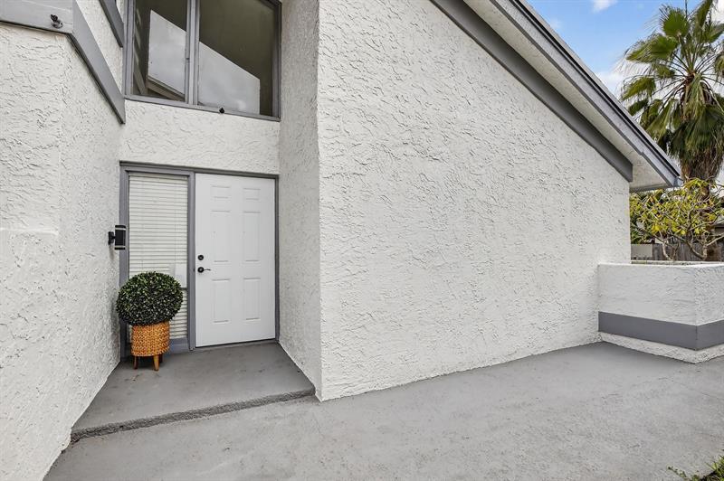 3930 Sw 82nd Ter, Davie