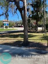1 of 2 - 2002 S Parrott Ave., Okeechobee, FL