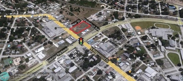 1 of 7 - 648 N Ridgewood Dr, Sebring, FL