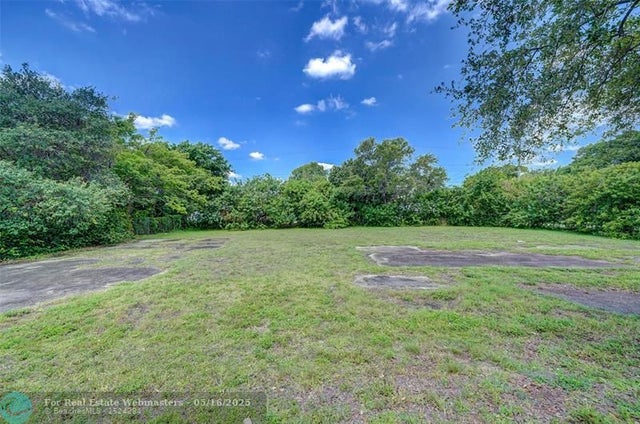 2 of 5 - 6404 Sw 46th St, Davie, FL