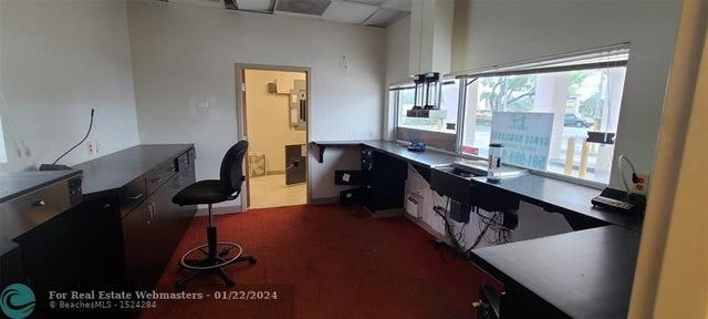 4 of 5 - 5300 Coconut Creek Parkway, Margate, FL