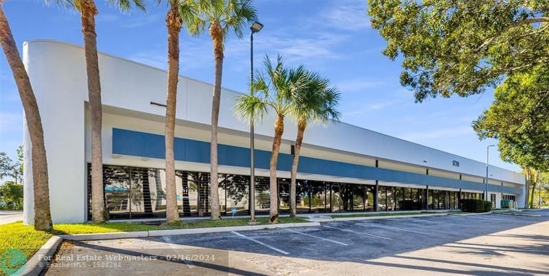 1700 Nw 64th St 600, Fort Lauderdale