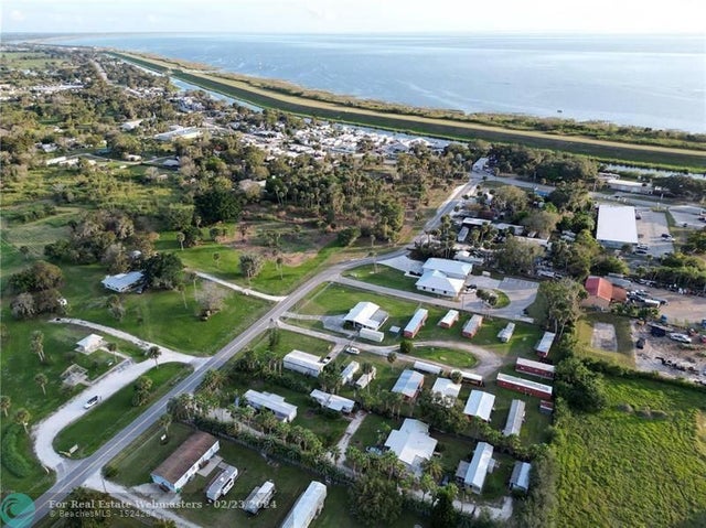 1 of 19 - 3431 Se 38th Ave, Okeechobee, FL