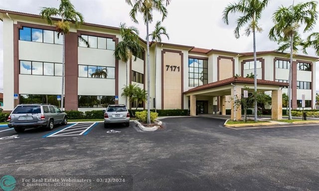 1 of 29 - 7171 N University Dr 100, Tamarac, FL