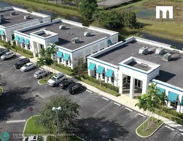4 of 8 - 1411 Sawgrass Corporate Pkwy, Sunrise, FL
