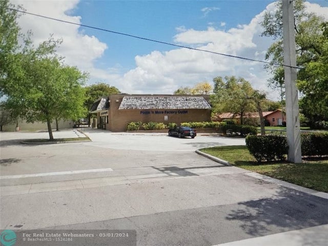 2 of 5 - 10950 Wiles Road, Coral Springs, FL