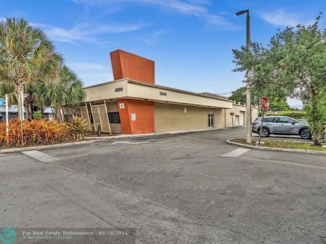 2 of 54 - 2200 N University Dr, Sunrise, FL