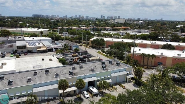 3 of 28 - 1200 Ne 7th Ave 3, Fort Lauderdale, FL