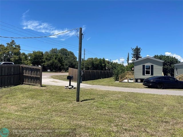 2 of 37 - 7650 Highway 78 W, Okeechobee, FL