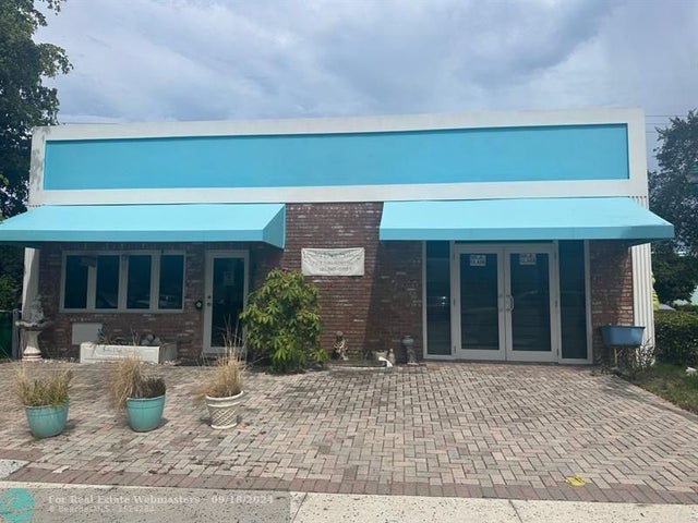 3 of 3 - 367 Ne 3rd Ave, Delray Beach, FL