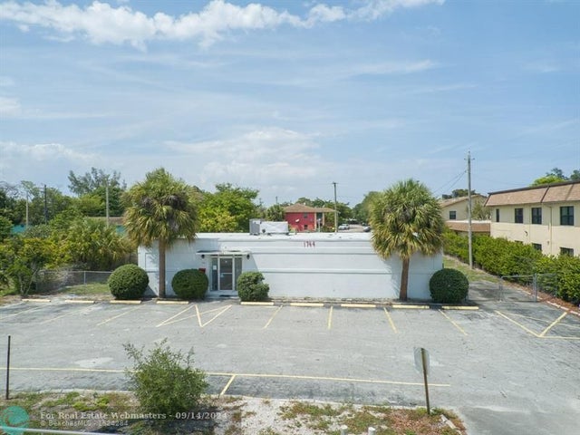 1 of 18 - 1744 Lake Worth Rd, Lake Worth, FL