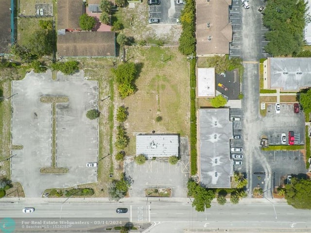 2 of 18 - 1744 Lake Worth Rd, Lake Worth, FL