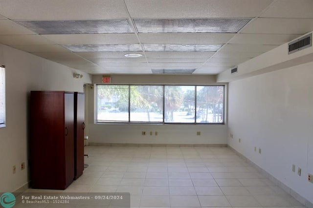4 of 11 - 17 Se 24th Avenue, Pompano Beach, FL