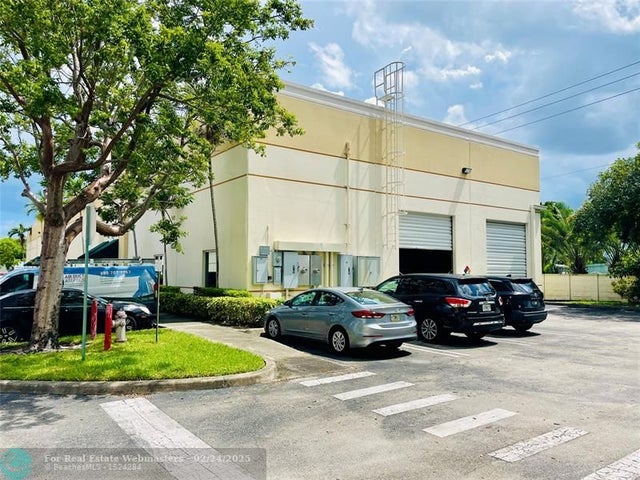 2 of 28 - 917 Nw 31st Ave 917, Pompano Beach, FL