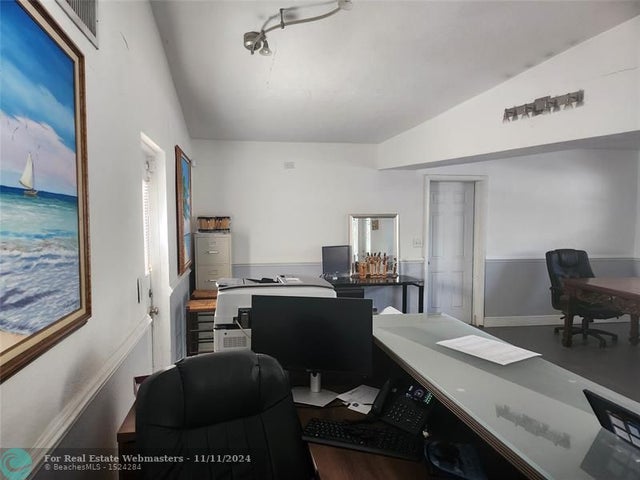 3 of 9 - 6770 Taft St, Hollywood, FL