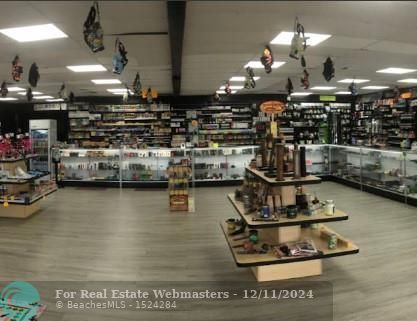 2 of 2 - 4069 Ne Tamiami Trl A And B, Other City - In The State Of Florida, FL