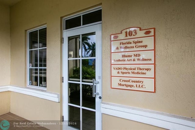 4 of 10 - 5451 N University Dr, Coral Springs, FL