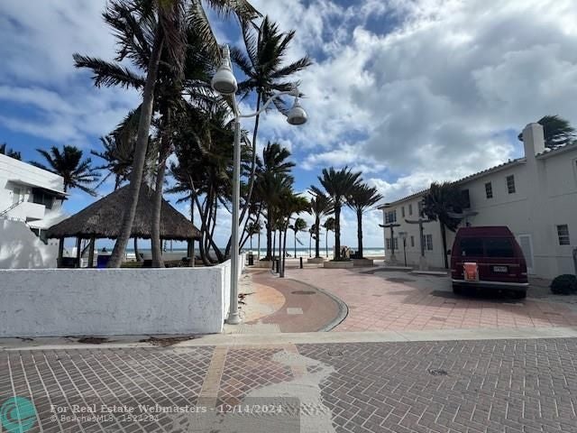 1 of 7 - 315 Mckinley St, Hollywood, FL