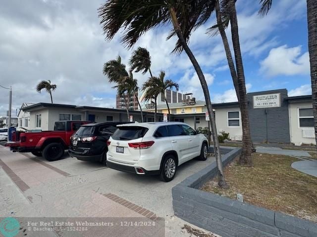 2 of 7 - 315 Mckinley St, Hollywood, FL