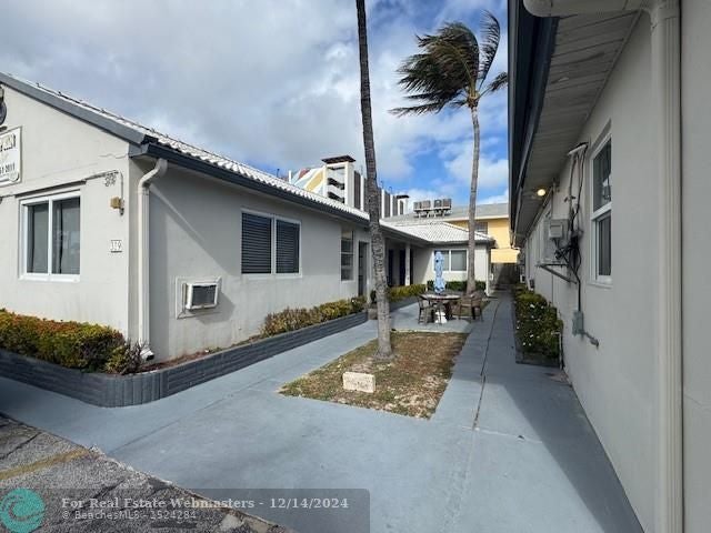4 of 7 - 315 Mckinley St, Hollywood, FL
