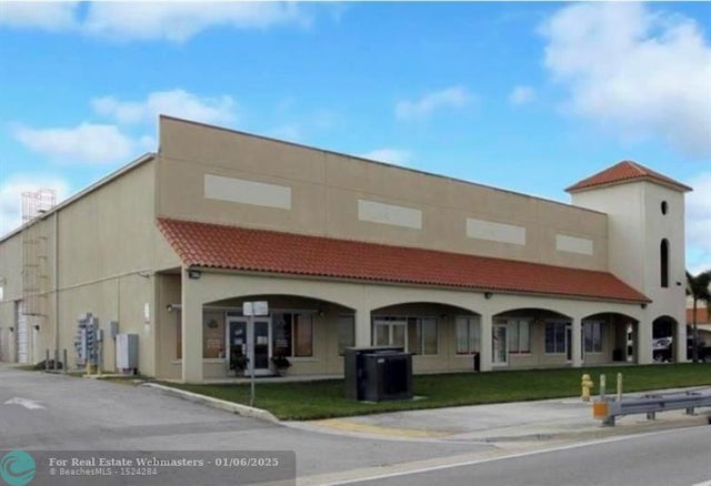 2 of 21 - 15420 Sw 136th St 43, Miami, FL
