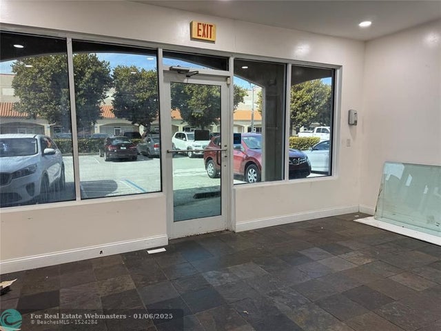 5 of 21 - 15420 Sw 136th St 43, Miami, FL