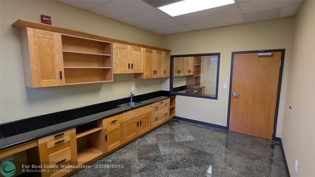3 of 15 - 3940 Coral Ridge Dr 24, Coral Springs, FL