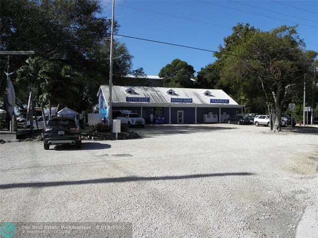 3 of 23 - 102970 Overseas Hwy, Key Largo, FL