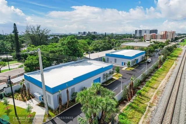 1 of 41 - 621 Ne 1st Ave, Pompano Beach, FL