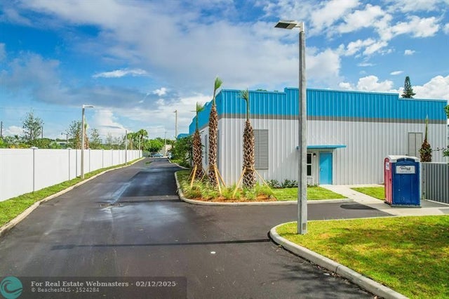 5 of 41 - 621 Ne 1st Ave, Pompano Beach, FL