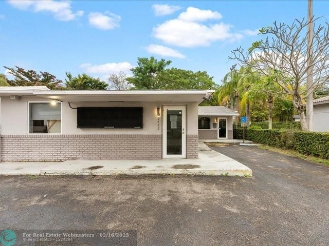 2 of 25 - 2482 Sw Secoffee Ter, Miami, FL
