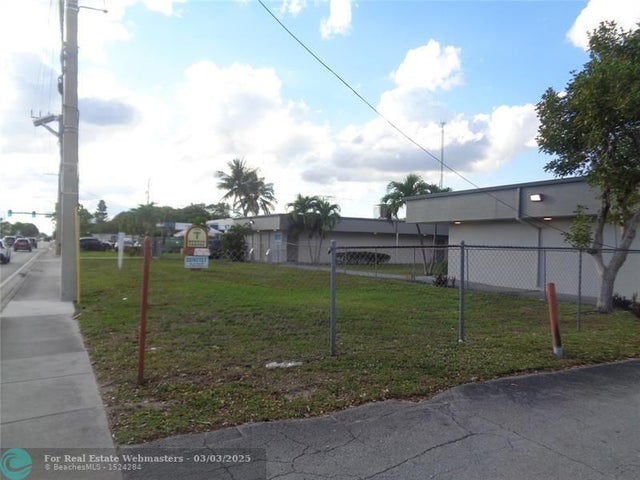 5 of 11 - 2323 Nw 19th St, Fort Lauderdale, FL