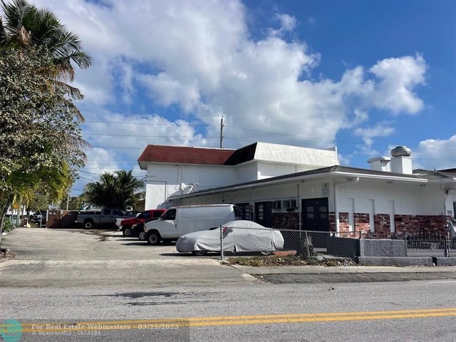 5 of 16 - 475 W Dania Beach Blvd, Dania, FL