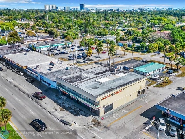 1 of 15 - 1222 Ne 163rd St, North Miami Beach, FL