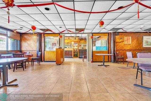 4 of 15 - 1222 Ne 163rd St, North Miami Beach, FL