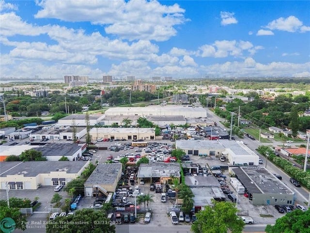 5 of 30 - 1430 Ne 131st St, North Miami, FL