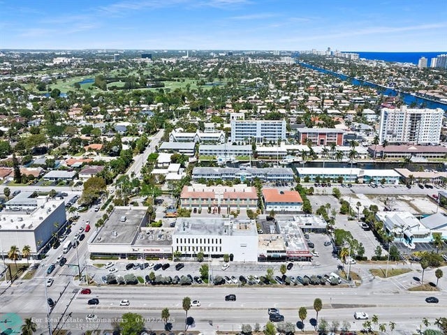 4 of 52 - 2817 E Oakland Park Blvd, Fort Lauderdale, FL