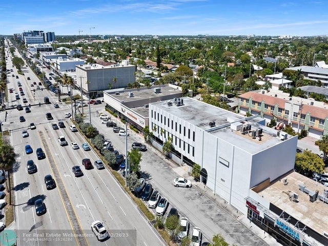 5 of 52 - 2817 E Oakland Park Blvd, Fort Lauderdale, FL