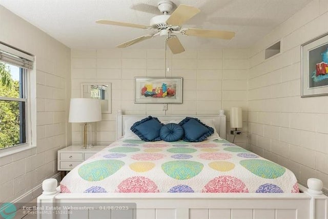 4 of 15 - 1705 Ocean Dr, Vero Beach, FL