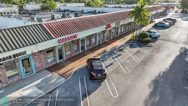 3 of 10 - 7831 W Sample Rd, Coral Springs, FL