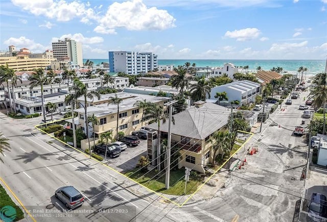 3 of 41 - 505 S Ocean Dr, Hollywood, FL