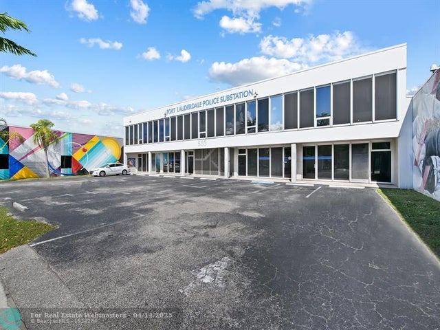 2 of 14 - 533 Ne 13th St, Fort Lauderdale, FL