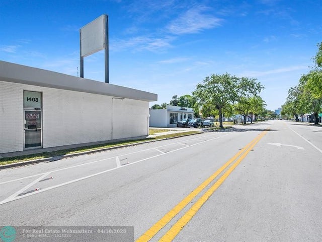 2 of 30 - 1408, 1404 Ne 4th Ave, Fort Lauderdale, FL