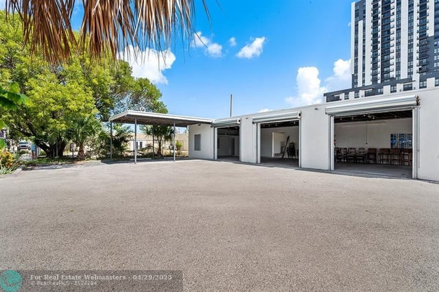 3 of 40 - 804-810 Ne 4th Ave 804, 805 & 810, Fort Lauderdale, FL