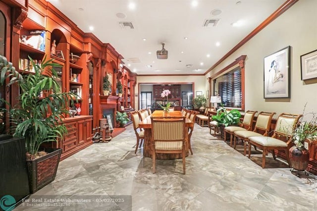 3 of 10 - 4351 Ne 12th Ter, Oakland Park, FL