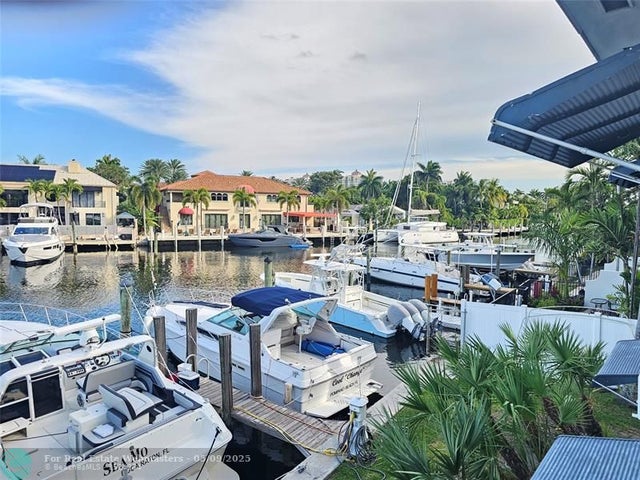 3 of 29 - 1354 Bayview Dr, Fort Lauderdale, FL